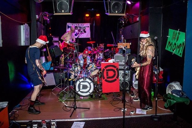 disassturbator band member